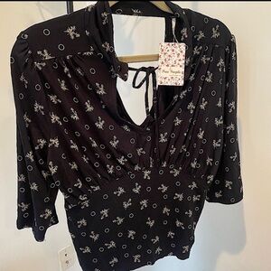 Free People Soraya Printed Keyhole Neck Cutout Boho Top Blouse with an open back